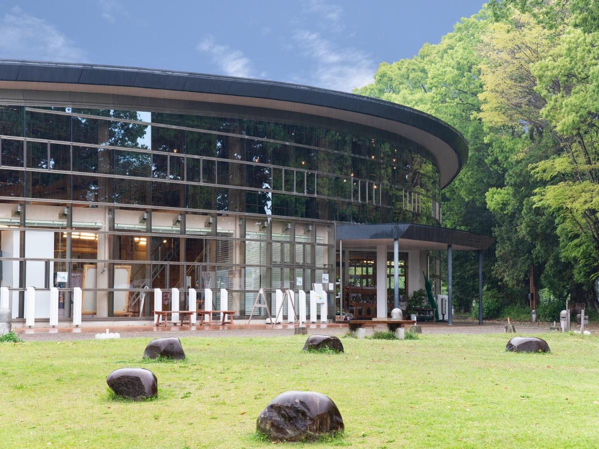 Hotel Primrose Saito Luaran gambar